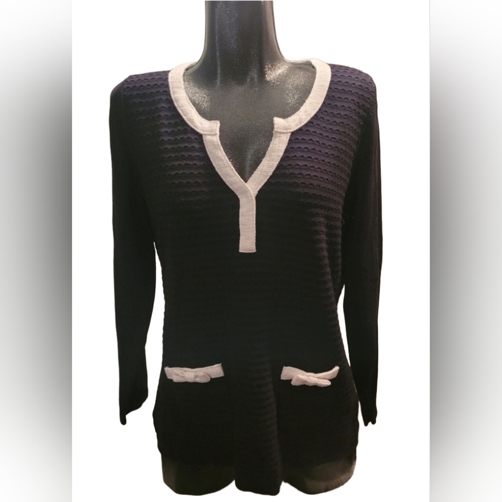 Leo & Ugo Black Long Sleeve Sweater with White Trim Size 6